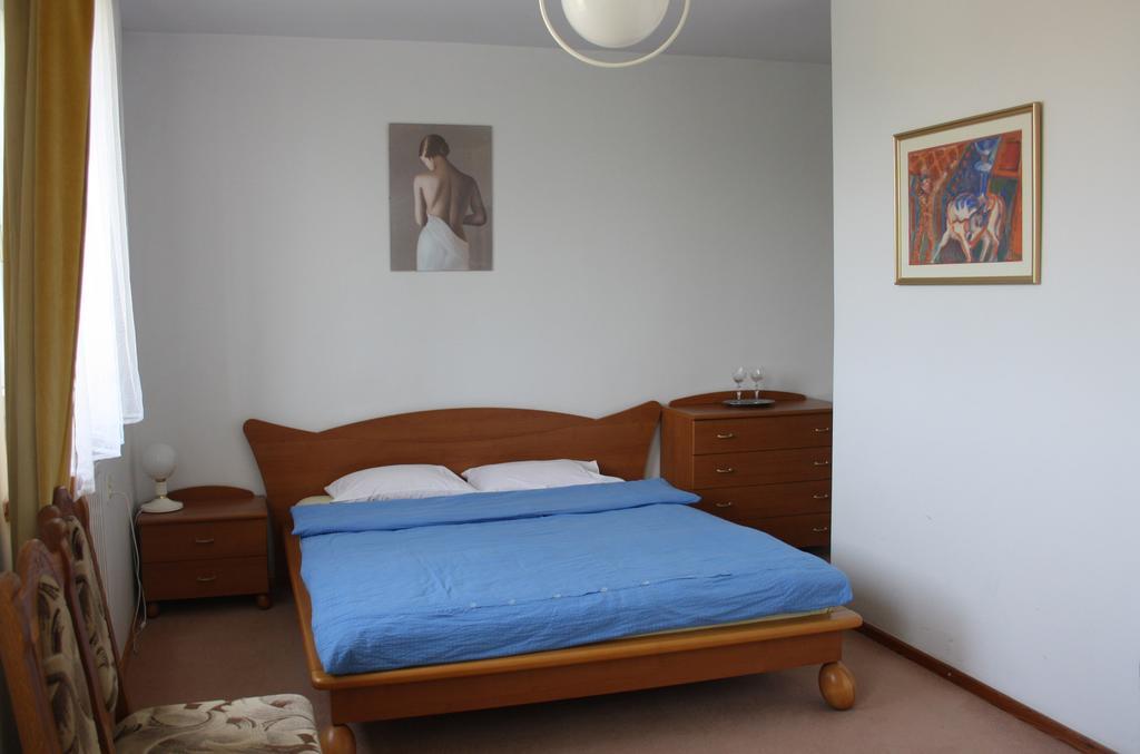 Dom Pod Czarnym Bocianem Apartment Tykocin Bilik gambar